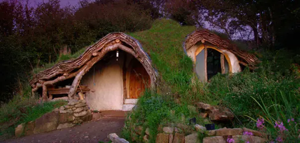 Construye una 'casa de hobbit'