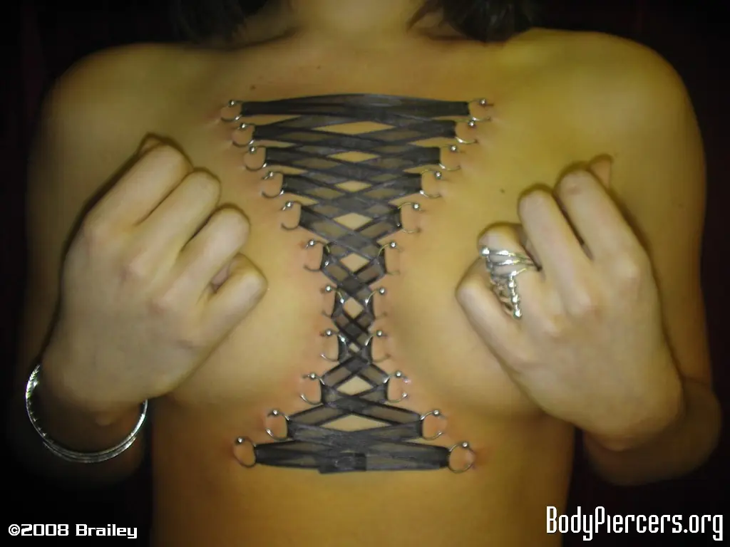 corset piercing,
