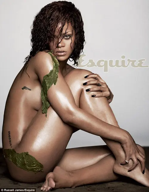 El elegante desnudo de Rihanna