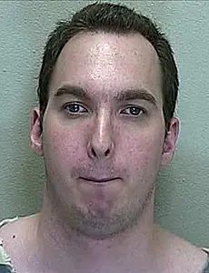 Detienen en Florida al 'defecador en serie'