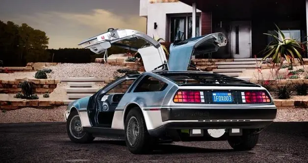 Cómprate un DeLorean con motor eléctrico por