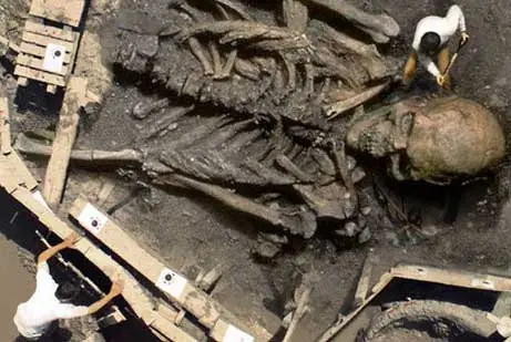 National Geographic explica el hoax del esqueleto gigante