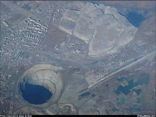Los agujeros más grandes y profundos del planeta.