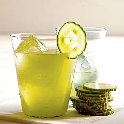 Refresco de ananá y pepino (cannábico)