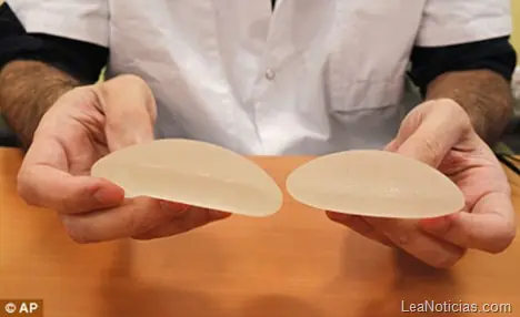 La voluptuosa modelo que traficaba droga en sus implantes