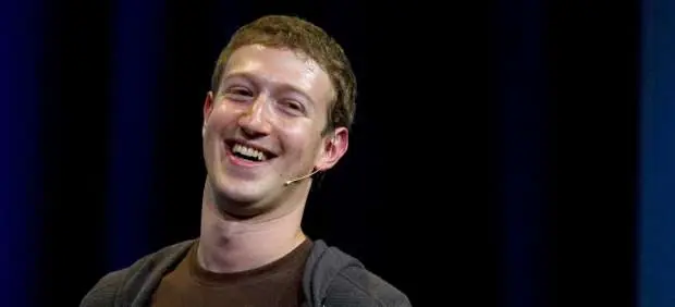 Hackean la pagina del dueño de facebook