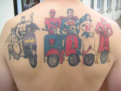superheroes haciendo historia + yapa