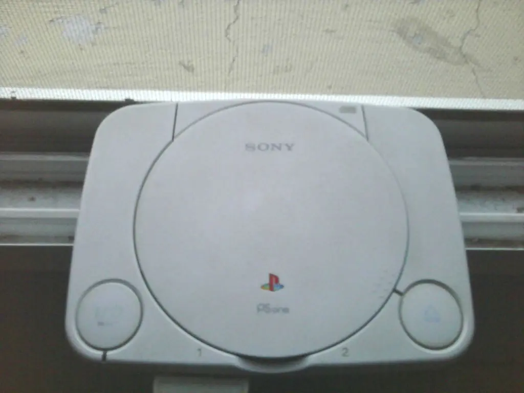 encontre mi playstation 1 despues de 10 años