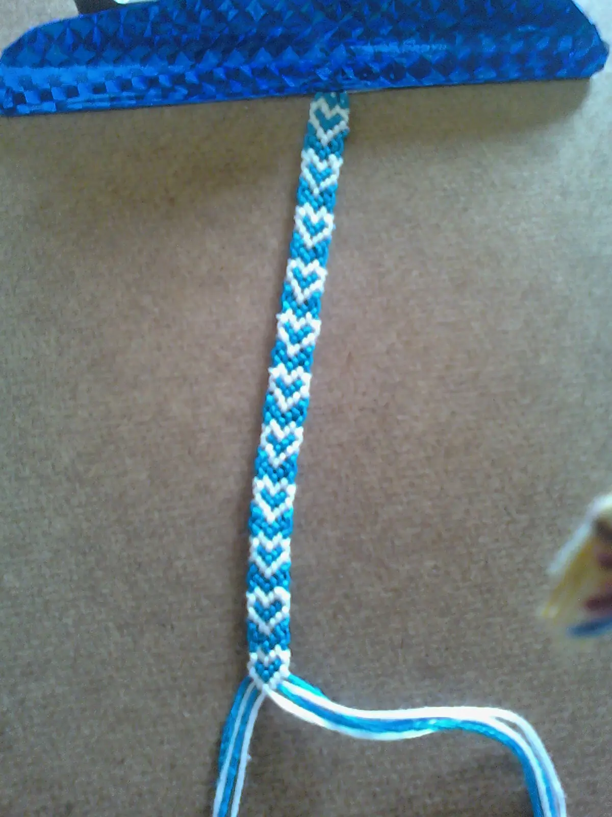 Aprende a hacer pulseras especials para San Valentin