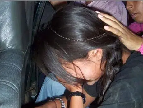 testimonio de 2 niñas subastadas