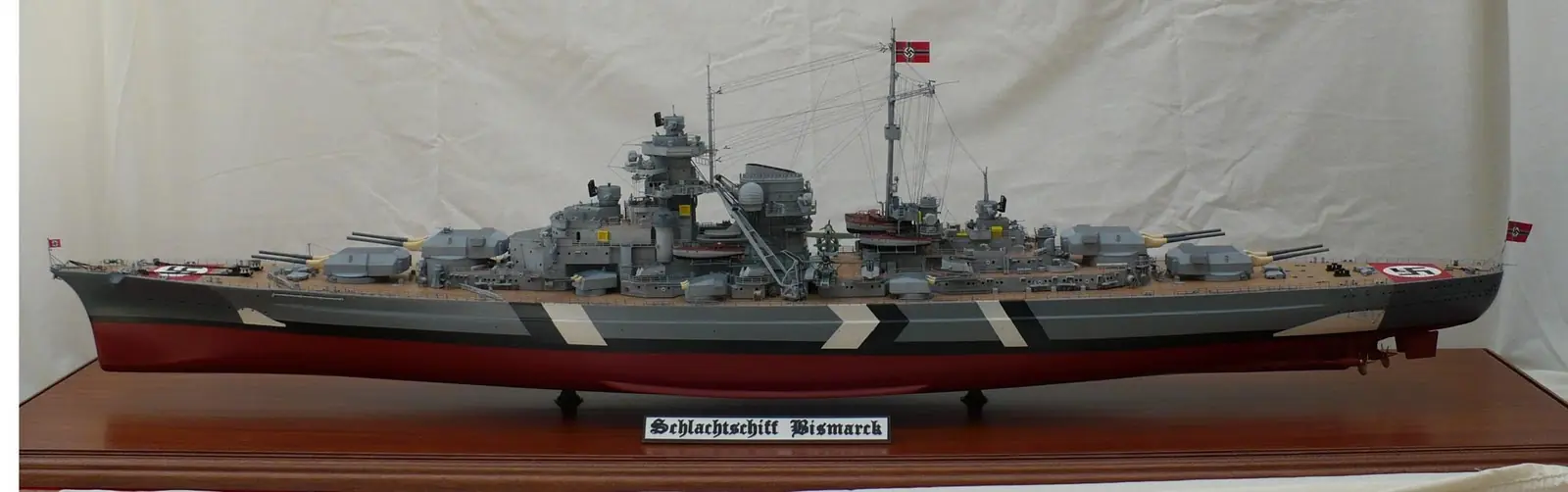 Acorazado Bismarck de Salvat