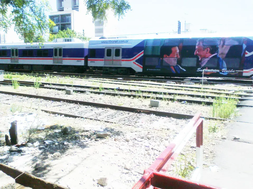 Trenes Argentinos con la Imagen de Chavez y Kirchner Imagen