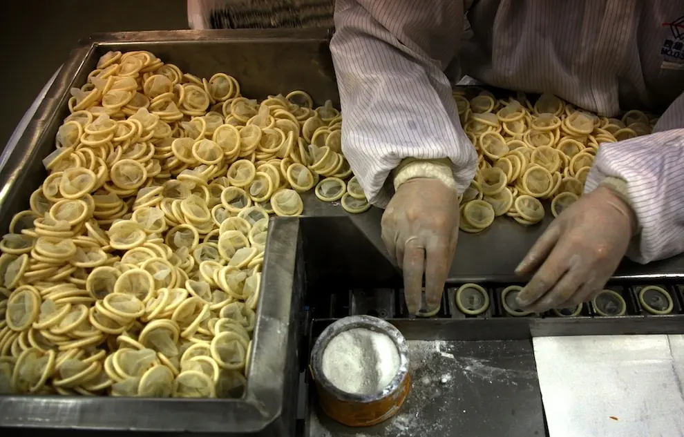 Fabrica de preservativos en china, imperdible.