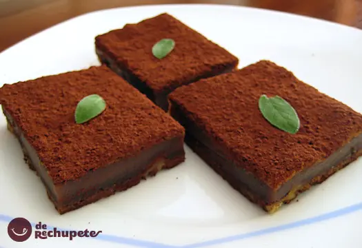 Pastel de Chocolate con Naranja