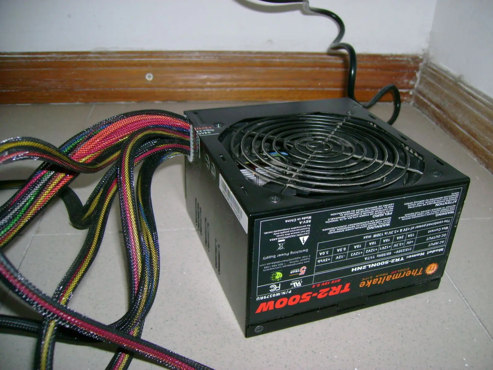 Como encender una fuente sin una PC