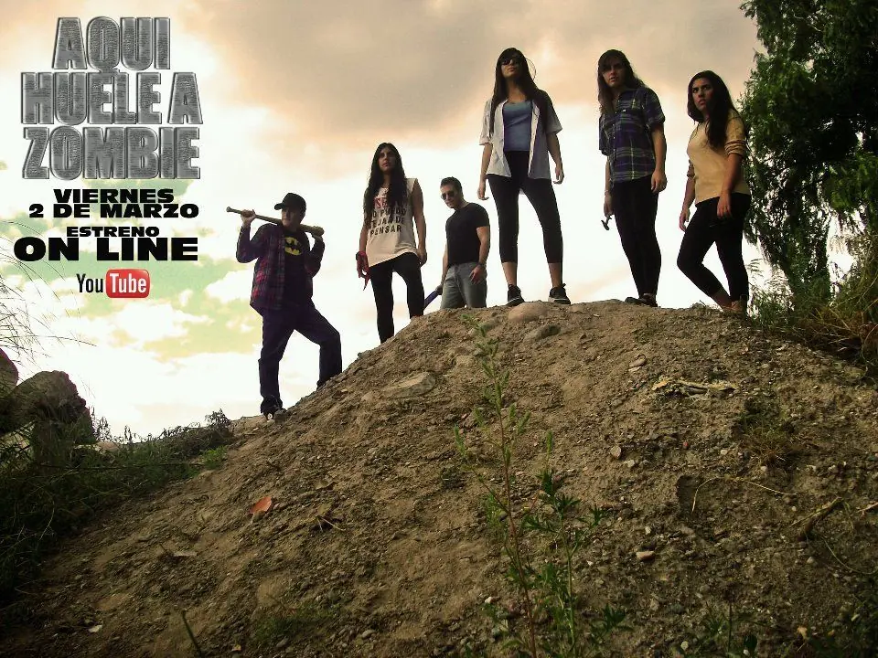 Aqui Huele A Zombie (Serie Web)