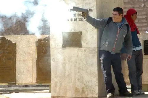 Fuerzas Armadas: indefensión absoluta