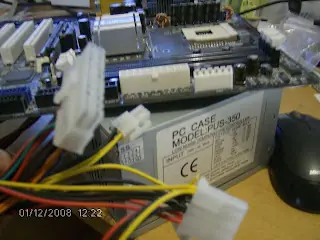 Fuente de alimentacion con fuente de pc