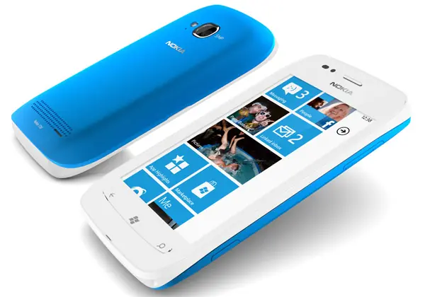 Como actualizar el software del nokia Lumia 710