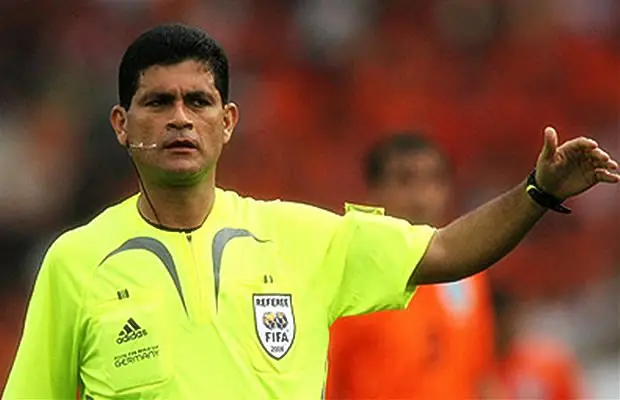 Oscar Julián Ruiz, el mejor árbitro