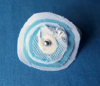 Artesanias, gomitas para el pelo hechas por mi