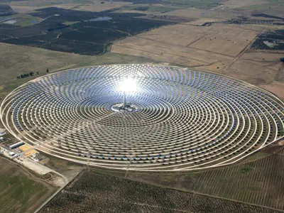 Energía solar en España, de noche y de día