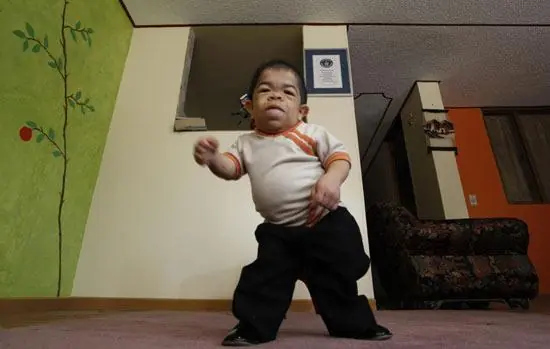 Edward Nino Hernández