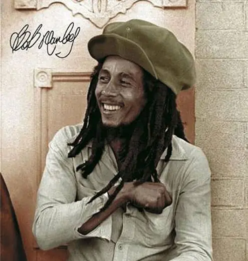 Dicen que soy un iluso pero mi música es para siempre..