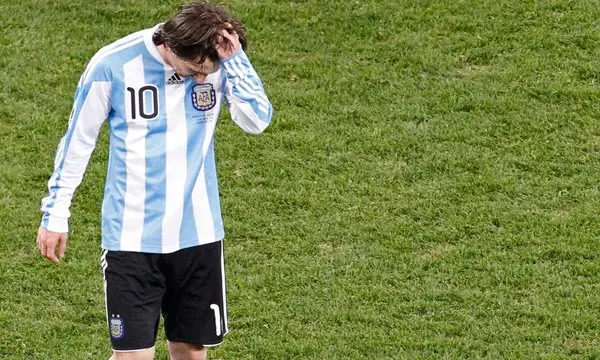 Messi fracasa en la Seleccion Argentina