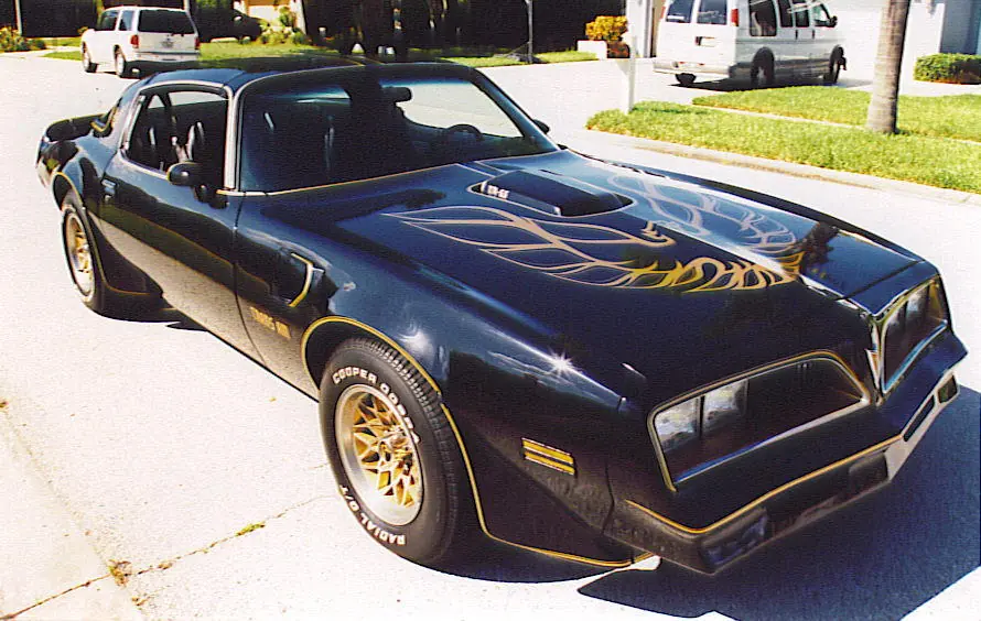 pontiac trans am el post que se merece