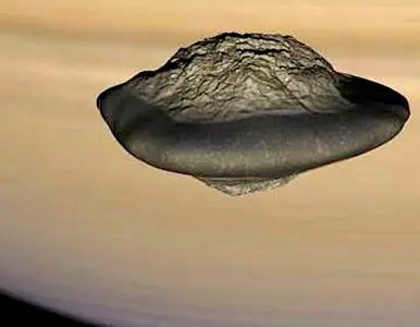 Un satélite de Saturno en forma de OVNI asombra a los inves