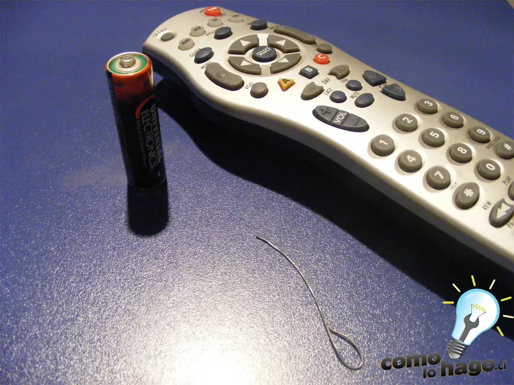 Cómo hacer funcionar un control remoto con una pila