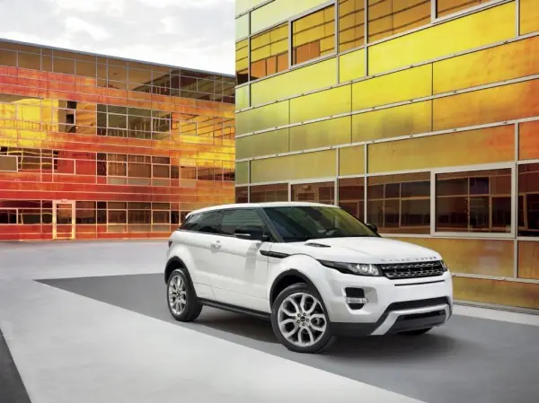 Ford le dara potencia a la proxima Land Rover