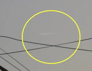 Nave en forma de cigarro que se estrello en la Luna