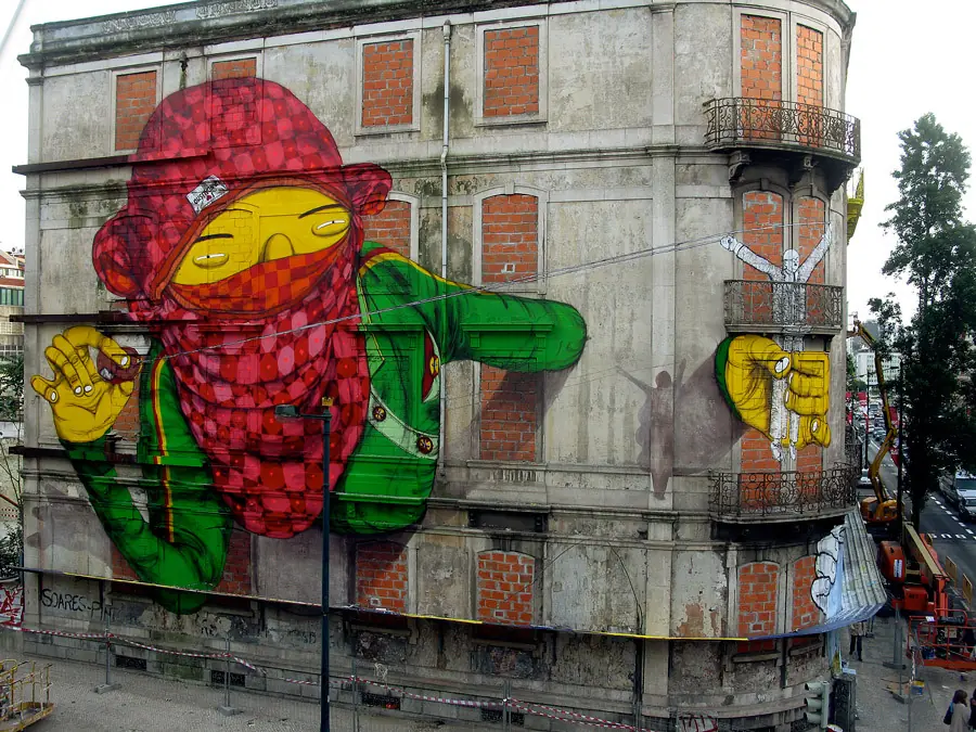 Espectacular graffiti en Lisboa