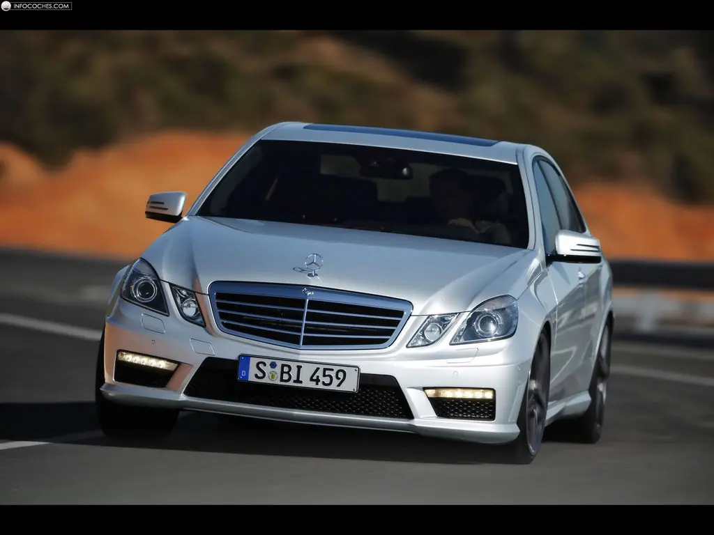 Amg - La preparadora de Mercedes Benz