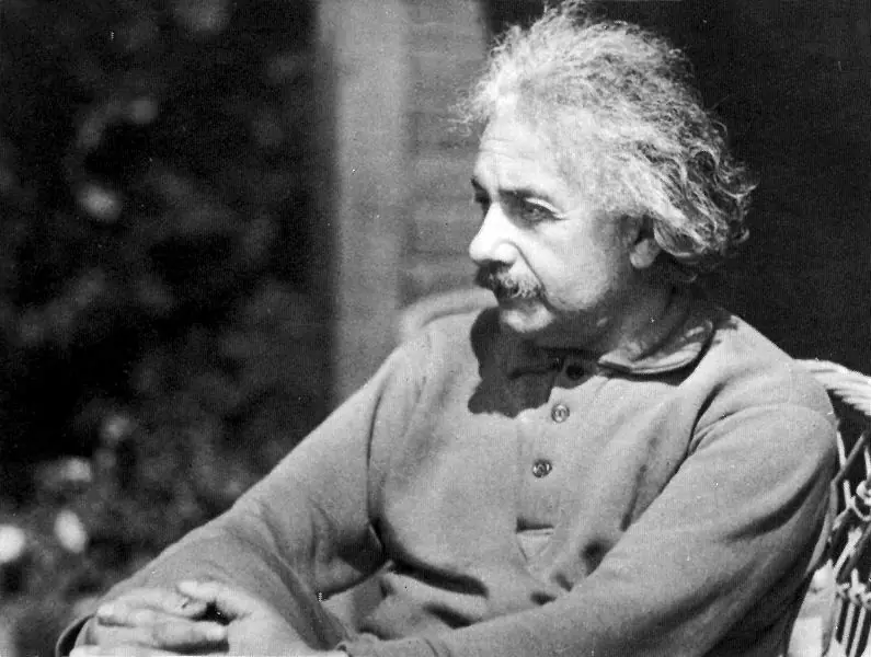 Megapost: 50+ Frases de Albert Einstein para reflexionar