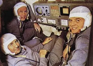 El Misterio De Los 3 Astronautas Que Murieron Sonriendo