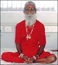 Un hombre que no come y no bebe durante 74 años