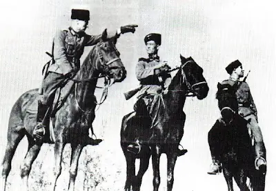 Soviéticos aliados del Führer contra el terror de Stalin