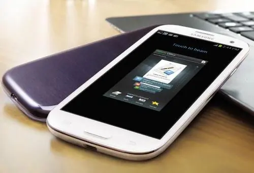 Saldrá una tercera versión del Samsung Galaxy S3 más comp
