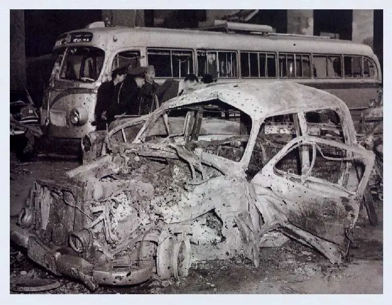 A 57 años de las bombas y las cruces...