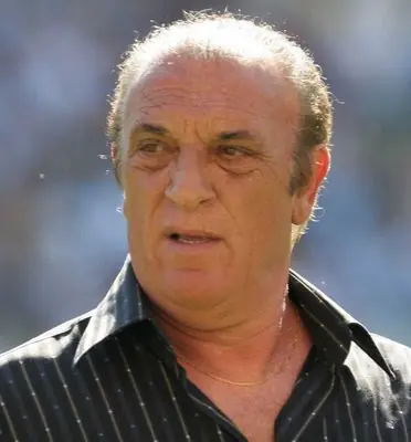 Verguenza. Ganan millones, son idolos y evaden impuestos.