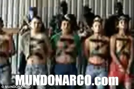 Terrible decapitación a miembros de un cartel de drogas