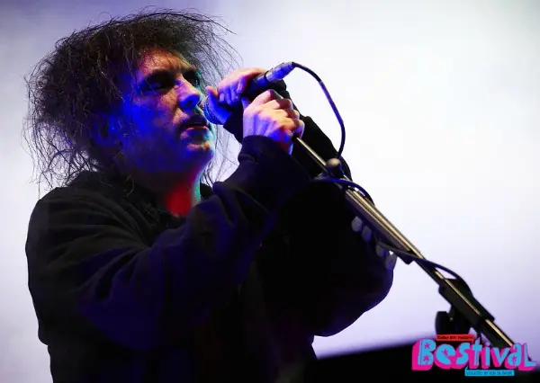 The Cure Triunfo en el Bestival su ultimo recital en 2011