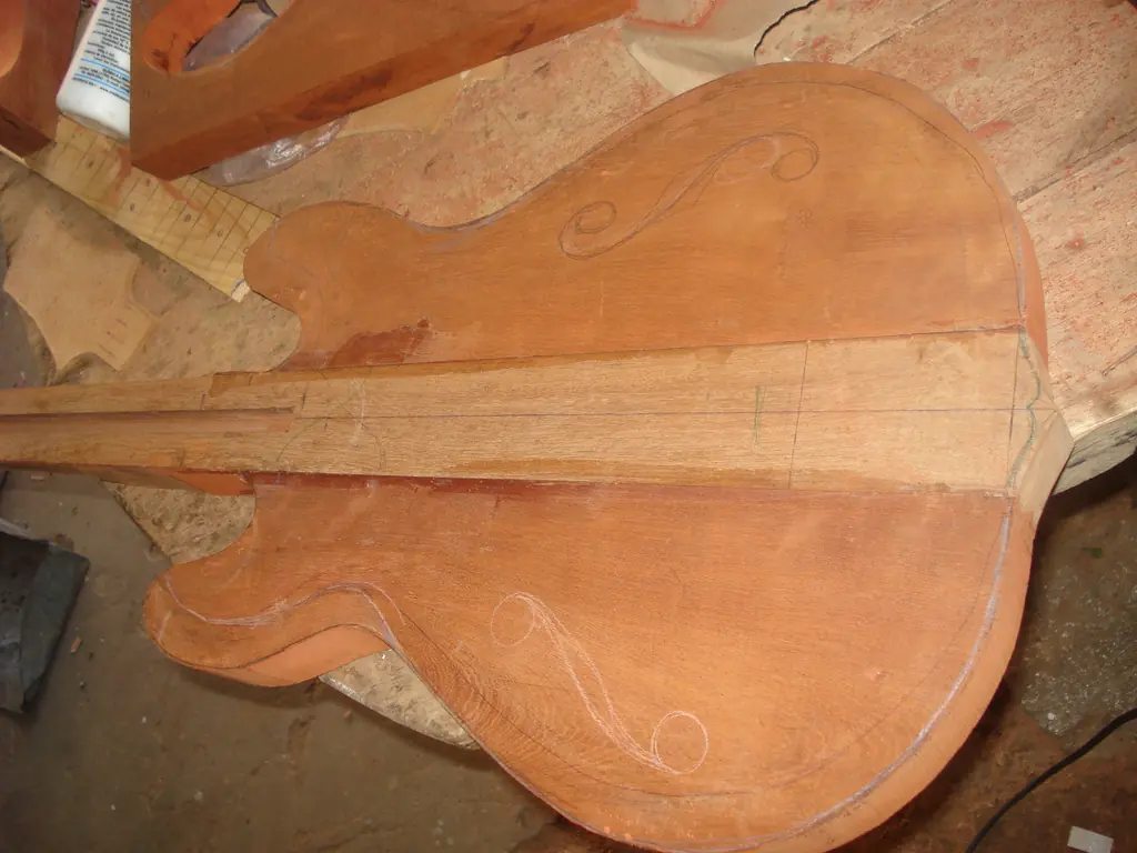 Construí un Bajo y te lo muestro.