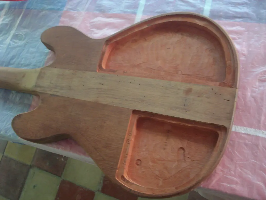 Construí un Bajo y te lo muestro.