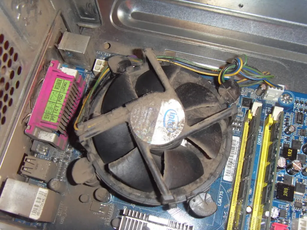 Mugre en pcs -no debe pasar