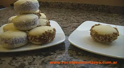 Alfajores de Maicena - Recetas de Tortas YA!