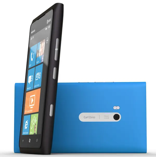 Nokia Lumia 900 el Nuevo Nokia 1100?